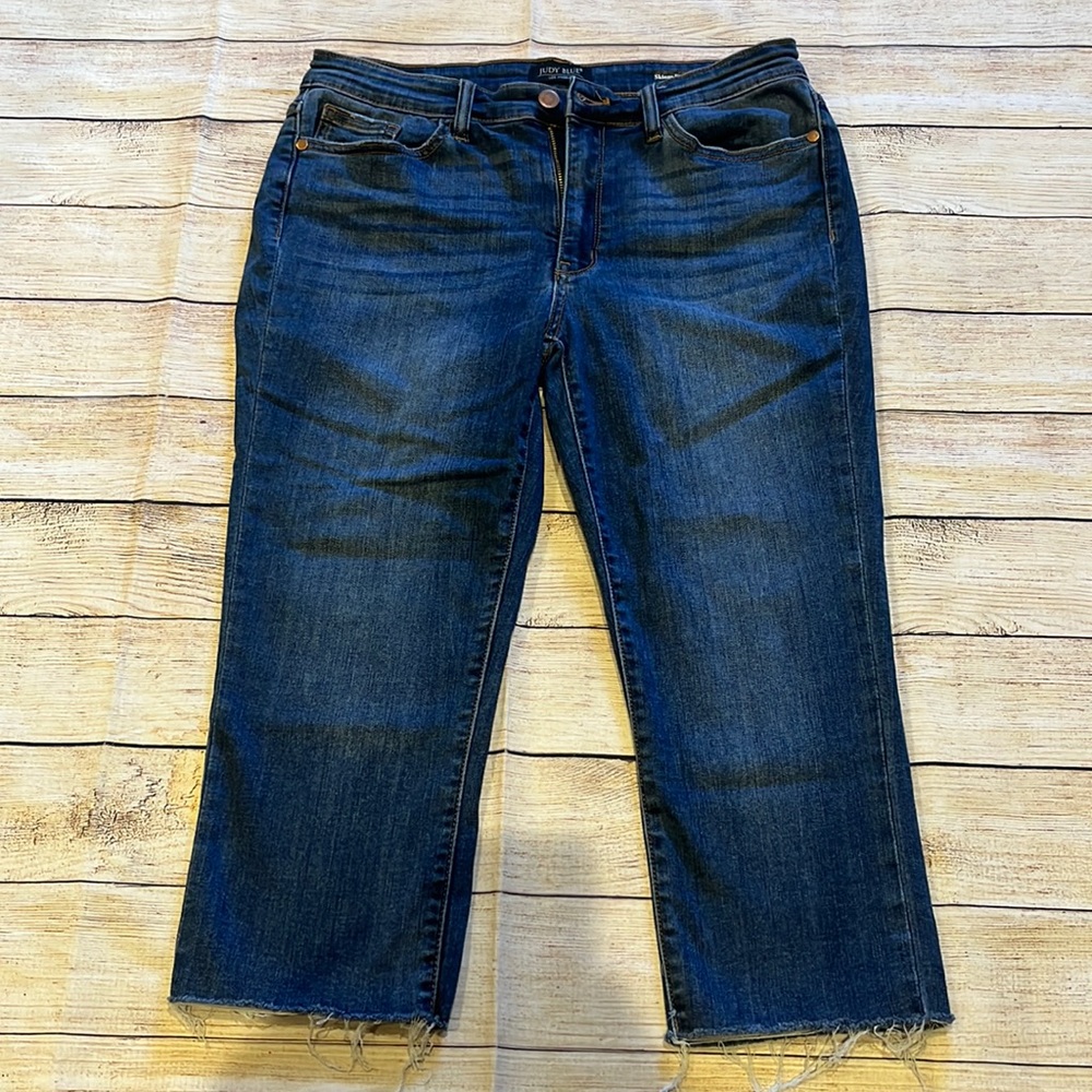 Judy Blue Skinny Fit Capri